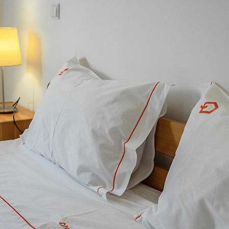 Hopstays Vilamoura All In - Marina View Apartment クアルテイラ エクステリア 写真